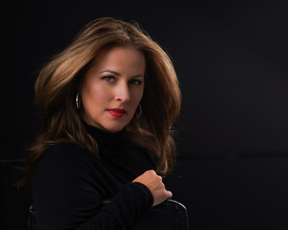 Jenny Lynn Headshot